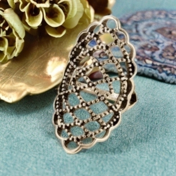 Modcloth Jewelry - MODCLOTH ELIZABETHIAN CAGED RING SIZE 7.5